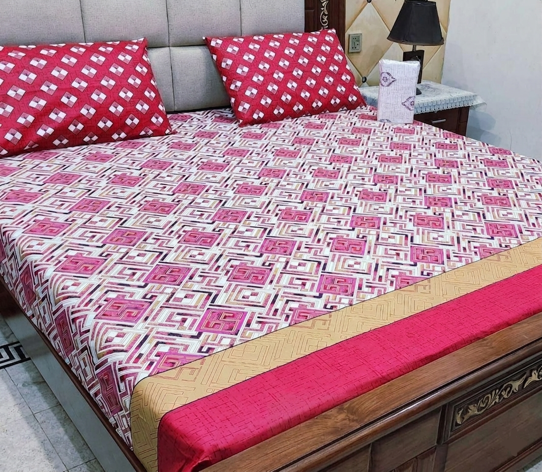 Red Geometric Gradient Bedspread - cotton