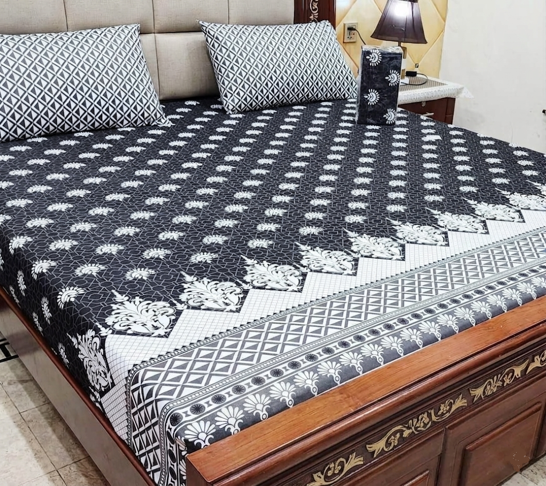 Black And White Printed Bedspread - cotton