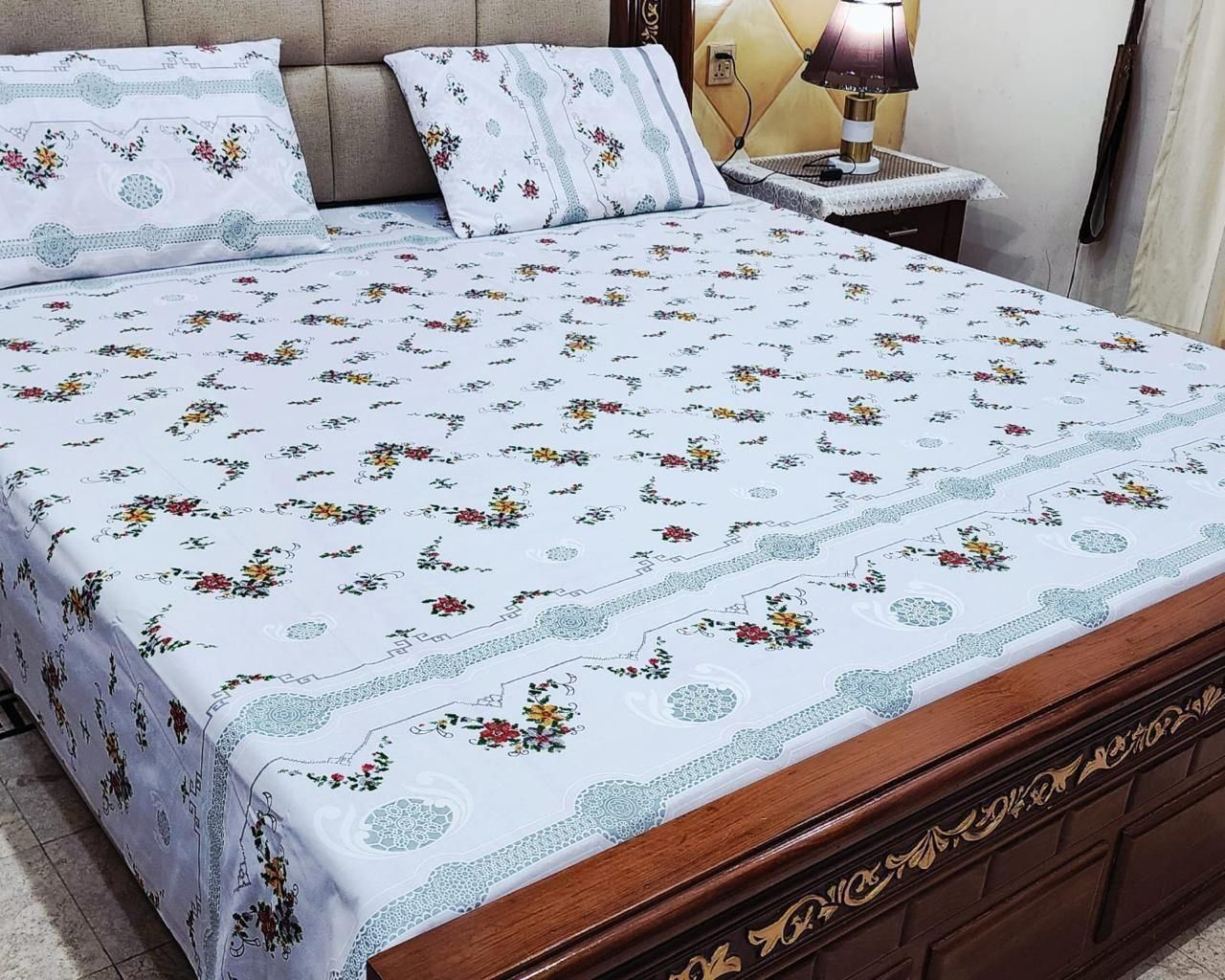 Vintage Meadow Floral Bedspread - cotton