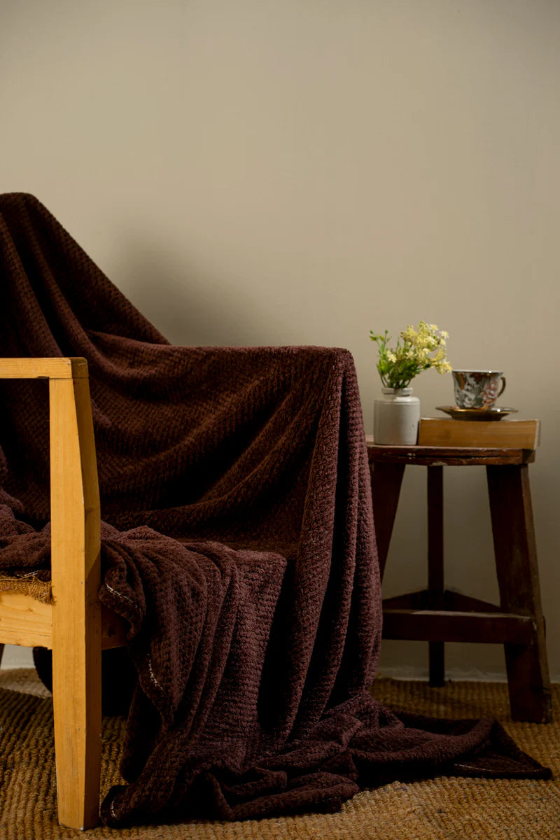 FLEECE BLANKET